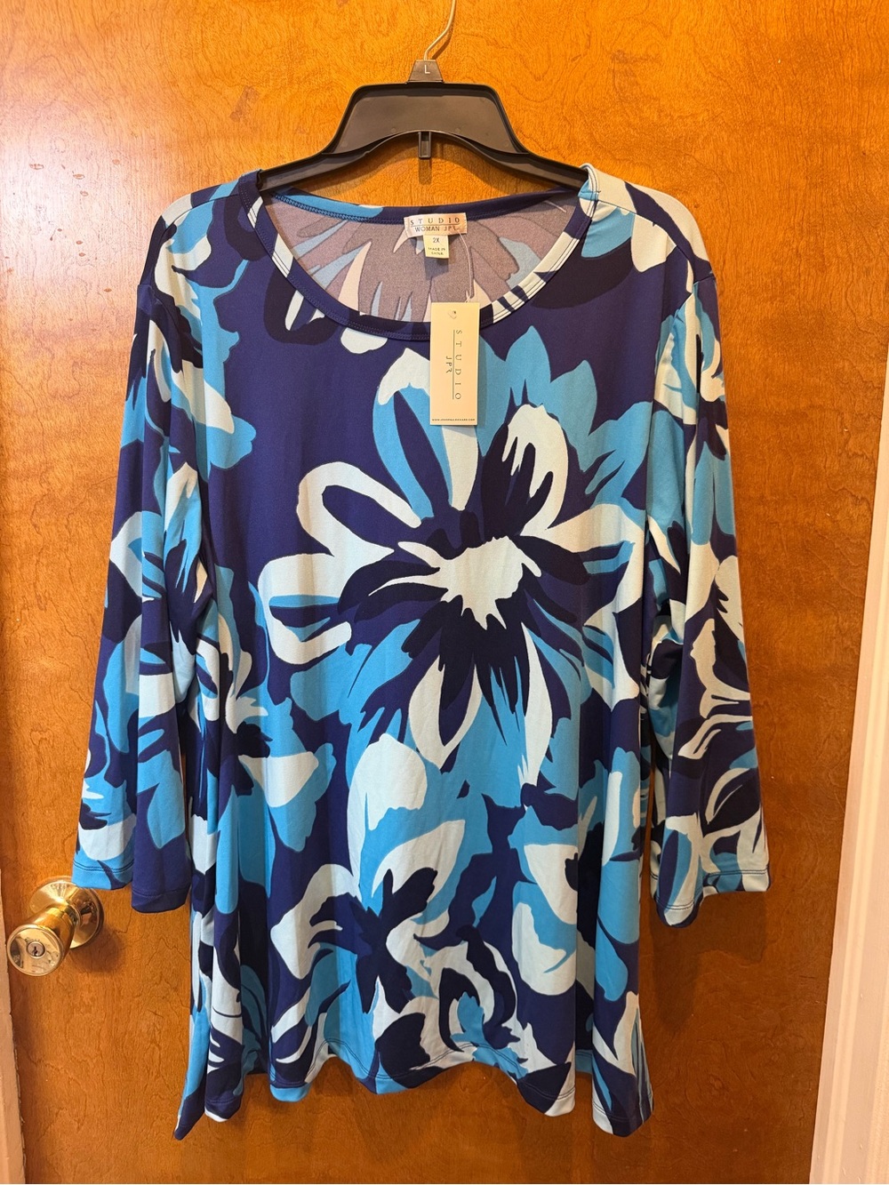 Studio woman JPR blue floral 3/4 sleeve lightweight plus size blouse new 2x